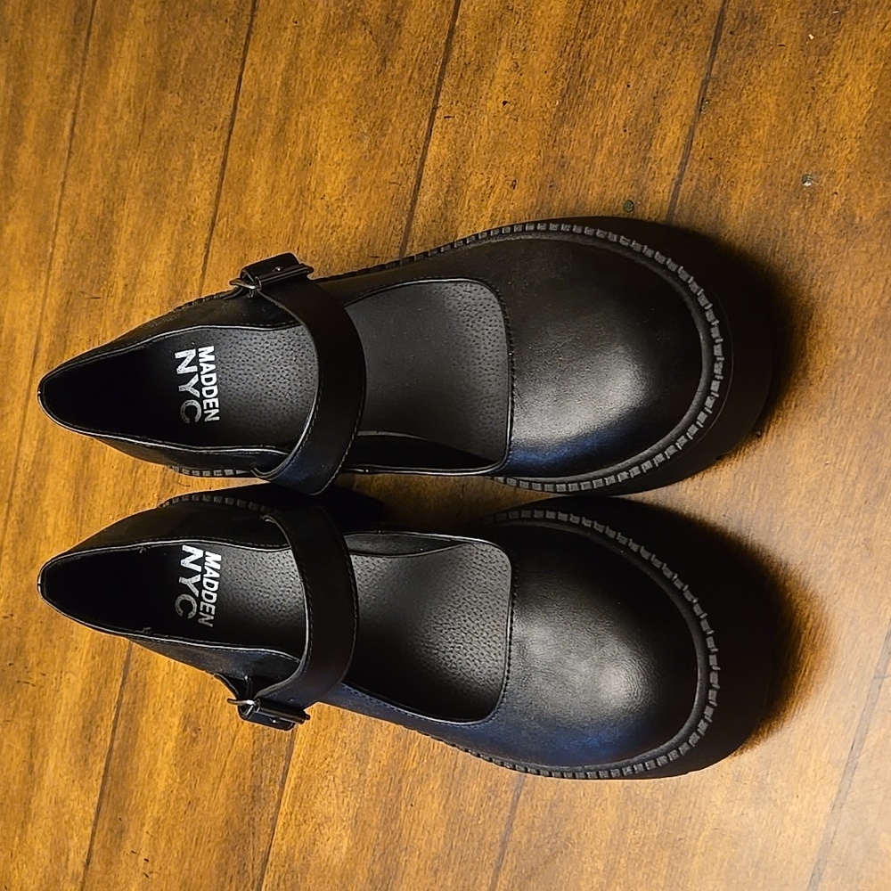 NWOT Madden Mary Janes